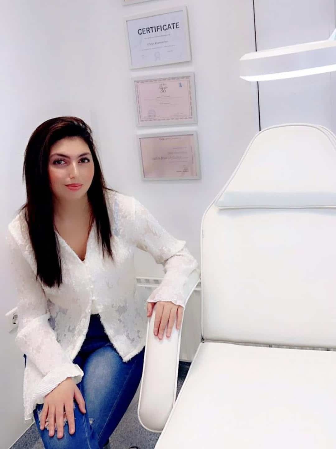 Ofelya, eigenaresse